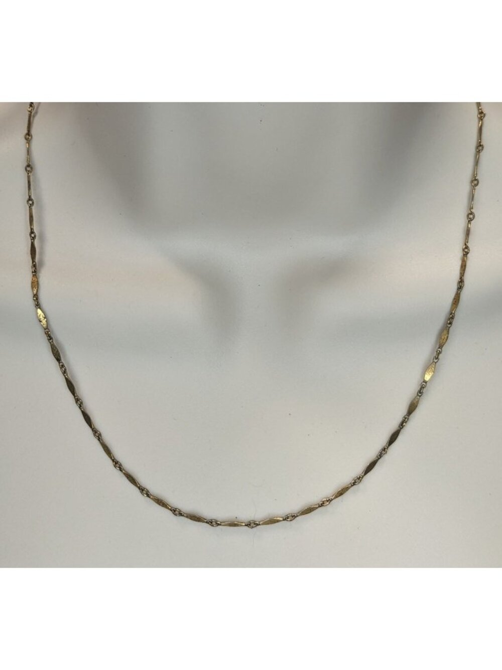 Vintage Minimalist Napier Dapped Link 16-Inch Necklace With Spring Ring Clasp